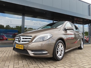 Mercedes-Benz B-klasse 180 Ambition Aut. Ecc Navi Trekhaak 2x Pdc 2013