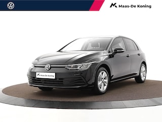 Volkswagen Golf 1.0 eTSI 110pk DSG Life · Camera · Apple/Android Car Play · Sfeerverlichting · P-Sensoren · Navigatie · 16'' Inch · Garantie t/m 04-02-2028 of 100.000km