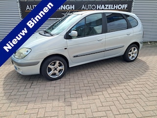Renault Scénic 1.6-16V Expression Automaat!! | LM Velgen | Trekhaak | Airco | NIEUWE APK T/M 05-2027!! Meeneemprijs!!
