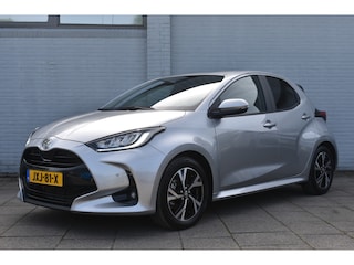 Toyota Yaris 1.5 Hybrid 115 Dynamic Limited 116pk Automaat | Stuur/stoel verwarming | Parkeersensoren vóór & achter | Apple Carplay/Android Auto |