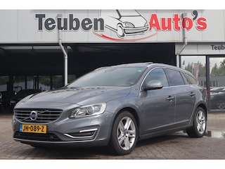 Volvo V60 2.4 D6 Twin Engine Momentum Navigatie, Stoel- en stuurverwarming, Trekhaak, Camera, Lichtmetalen wielen, Schuif- kanteldak
