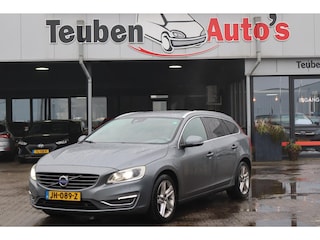 Volvo V60 2.4 D6 Twin Engine Momentum Navigatie, Stoel- en stuurverwarming, Trekhaak, Camera, Lichtmetalen wielen, Schuif- kanteldak