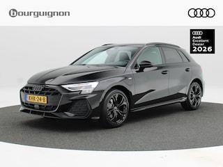 Audi A3 Sportback 40 TFSI e | S edition | Privacy glas | 18 inch velgen | Ambient Lighting | Apple carplay/Android auto |