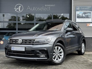 Volkswagen Tiguan 1.5 TSI ACT R-Line Pano | Camera | Dealer Onderhouden