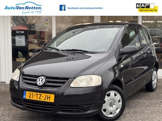 Volkswagen Fox 1.4i 75pk,Trendline uitv.,Airco,elek pakket,cpv,radio!