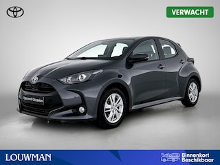 Toyota Yaris 1.5 Hybrid 115 Dynamic Comfort Pack | Dealeronderhouden | Stuur en stoelverwarming | PDC rondom | Onderweg-naar-dealer