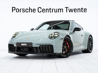 Porsche 911 Carrera GTS