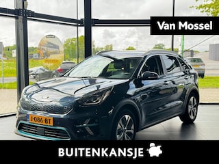Kia Niro e-Niro ExecutiveLine 64 kWh | Trekhaak | Leder | Adaptieve Cruise | JBL Audio | Warmtepomp | | Apple CarPlay | Android Auto | Stoelverwarming | Stuurverwarming | Stoel Verkoeling| | Navigatie | Dodehoekdetectie | Keyless Entry | LED Verlichting | 64 kWh |