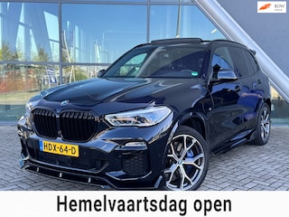 BMW X5 XDrive45e High Executive M-Sport SKY Lounge / Soft Close / Trekhaak / Stuurverwarming