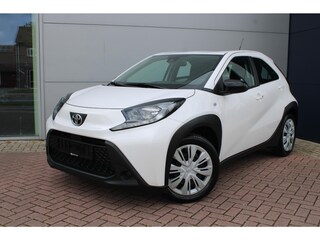 Toyota Aygo 1.0 VVT-i S-CVT Automaat first Airco Camera Carplay Zeer mooi