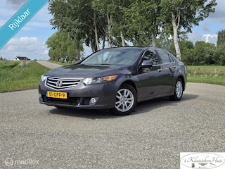 Honda Accord 2.0i Elegance business line
