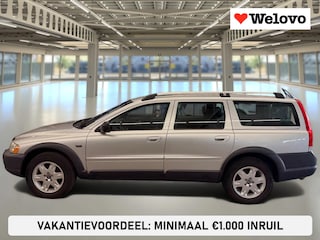 Volvo XC70 2.5 T Summum Prachtstaat ! goed onderhouden  met garantie