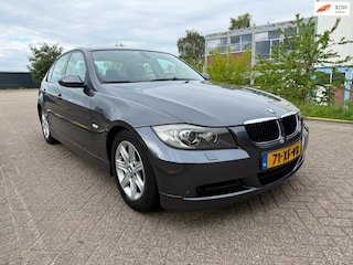 BMW 318d High Executive_PRIMA_STAAT_NETTE AUTO
