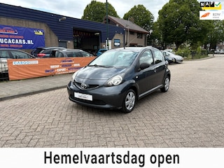 Toyota Aygo 1.0-12V AIRCO + NIEUWE APK!