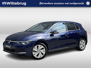 Volkswagen Golf 1.5 TSI 130PK Style / Memory Seat / Stuur + Stoelverwarming / Parkeersensoren V+A / Full-LED / App-Connect