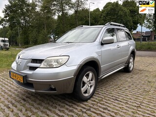 Mitsubishi Outlander Sport 2.4 4WD - airco - 4x4