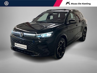 Volkswagen Tiguan 1.5eHybrid 200kW/272PK R-Line Black Style · Panoramadak · Leder · Trekhaak · 360°Camera + Parkeersensoren · Garantie t/m 22-06-2030 of 100000km.