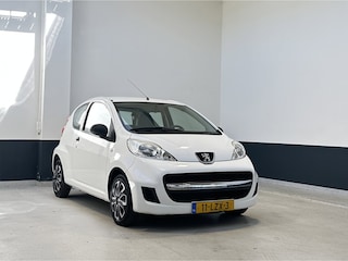 Peugeot 107 1.0-12V XR | NL | Radio/CD |