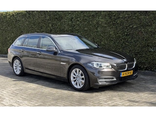 BMW 5-serie Touring 530d Auto High Exe HUD Trekha Camera LED