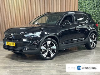 Volvo XC40 Recharge Plus | 97% SoH | All Season banden | Adaptieve Cruise Control | Stoel en Stuurwielverwarming | 19 inch | Parkeercamera | Pilot Assist | BLIS Dode Hoek Detectie | Textiel City Canvas bekleding | Zitting verlenging voorstoelen | Google Infotainment | Keyless Drive | Parkeersensoren voor+achter | Warmtepomp | Privacy Glass | Elektrisch bedienbare achterklep | DAB Radio | Apple Carplay/Android Auto | Alarm Klasse III | Draadloos telefoon opladen | Volvo On Call met mobiele App functie | Onyx Black Metallic |