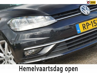 Volkswagen Golf 1.4 TSI Connected Series | Deep Black Metallic | AppleCarplay/Navi/Cruise/Bluetooth/A
