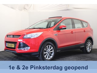 Ford Kuga 1.5 Titanium |Pano|Stoelverwarming| *Hemelvaart open*