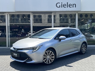 Toyota Corolla 1.8 Hybrid Style | Dodehoekherkenning, Parkeersensoren, Stoel + Stuurverwarming, Keyless, 17 inch