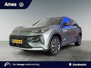Volkswagen T-Roc 1.5 eTsi Life First Edition 116PK DSG | Trekhaak | Stuurverwarming | Zwart dak