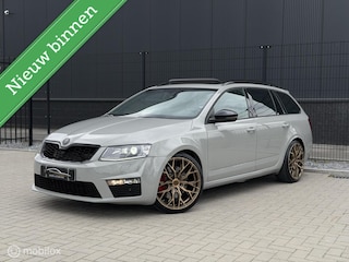Skoda Octavia 2.0 TSI RS AUT|PANO|NARDO|BUCKET SEATS|MAXTON|