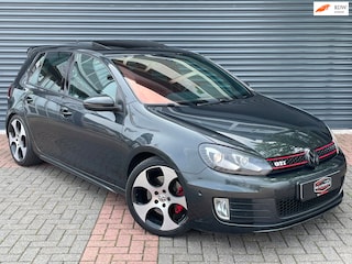 Volkswagen Golf 2.0 GTI Dyna Audio | Dak | Keyless | Led | Trekhaak