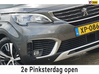 Peugeot 5008 1.2 PureTech Allure AUT | Gris Platinium | Carplay/Stoelverwarming/Cruise/Camera - Keurig!
