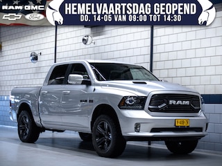 Dodge Ram 1500 Sport | 5.7L HEMI V8 4x4
