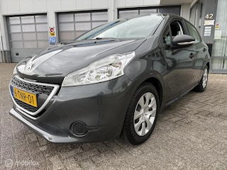 Peugeot 208 68 PK AIRCO TREKHAAK 6 MND BOVAG RIJKLAAR PRIJS