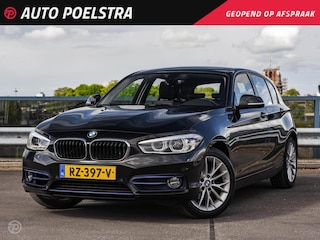 BMW 118i Corporate Lease High Executive | Sport Line | Leder| Sportstoelen | Camera | LED | Navigatie | Stoelverwarming | 17"