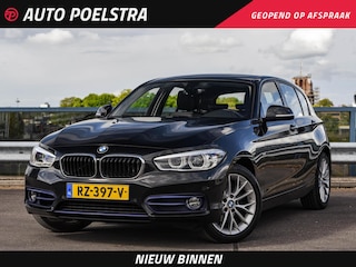 BMW 118i Corporate Lease High Executive | Sport Line | Leder| Sportstoelen | Camera | LED | Navigatie | Stoelverwarming | 17"
