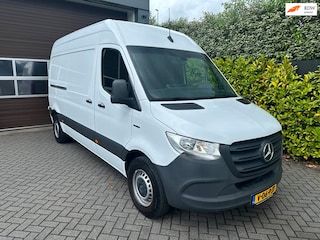 Mercedes-Benz Sprinter L2H2 85KW 47 kWh Achteruitrijcamera Stoelverwarming Airco