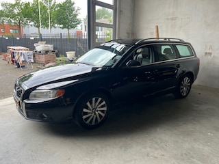 Volvo V70 2.0 D3 LIM. EDITION Prachtig leder!!unieke auto