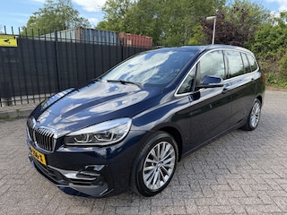 BMW 2-serie Tourer 218i Executive Edition Sportleer/Stoelverw/Led/HU/Cruise