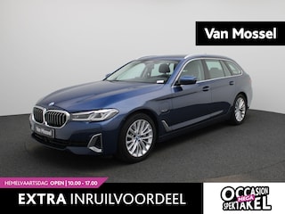 BMW 5-serie Touring 520e 150kW | PANORAMADAK | ACHTERUITRIJCAMERA 360° | LEDER INTERIEUR | GROOT NAVIGATIE | CLIMATE CONTROL | LED VERLICHTING | TREKHAK WEGKLAPBAAR |