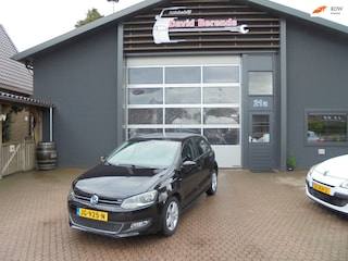Volkswagen Polo 1.4-16V Highline, airco, lichtmetalen velgen, all-seasonbanden