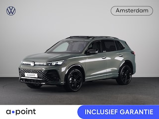 Volkswagen Tiguan 1.5 eHybrid R-Line Edition 204 pk Automaat (DSG) | Navigatie | Panoramadak | Parkeersensoren (Park assist) | Rondomzicht camera | Stoelverwarming v/a | Black Style pakket | R-Line |