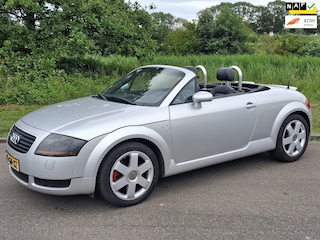 Audi TT Roadster 1.8 5V Turbo quattro BJ 2001 Cabrio APK Gekeurd Boekjes Aanwezig