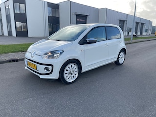Volkswagen Up 1.0 high up! BlueMotion bj 2012 zeer nette staat 114 dkm