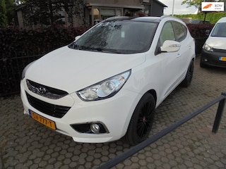 Hyundai ix35 2.0i 4WD Style, Automaat, Panorama dak, Half leder