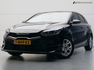 Kia Ceed 1.5 T-GDi MHEV DynamicLine Luxe (APPLE CARPLAY,ACHTERUITRIJCAMERA,PARKEERSENSOREN,LANE ASSIST,ADAPTIVE CRUISE,TOPCONDITIE