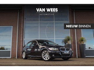 BMW 320i Executive | Facelift | Keyless entry | Stoelverwarming | Navigatie Professional | Cruise control | Spiegelpakket | Climate control | PDC | Chrome Line | Regensensor
