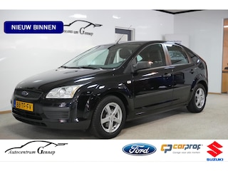 Ford Focus 1.6-16V Champion |trekhaak |