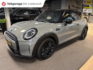 Mini Mini/Cabrio/Clubman/Countryman 1.5 Cooper Works/navi/camera/stoelverw/headup/leer