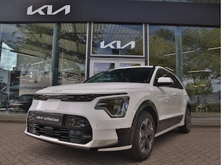 Kia Niro DynamicLine 64.8 kWh Stoelverwarming | Elektr. Stoel | Camera | Dodehoek Detectie | tot 10 jaar Garantie