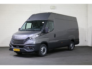 Iveco Daily 35S18 Hi-Matic L2 H2 Airco Navigatie Trekhaak Digitaal Dashboard (Voorraad in de Wal)